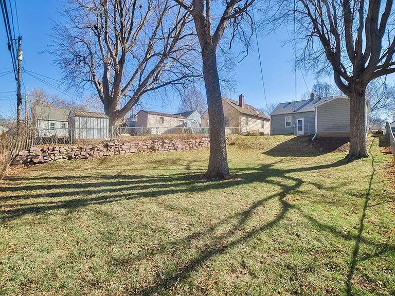 715 S West Ave — Photo 13