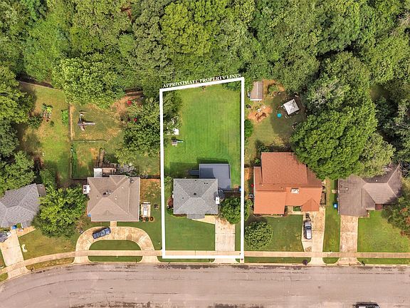 5th image of 724 Silver Hills Dr