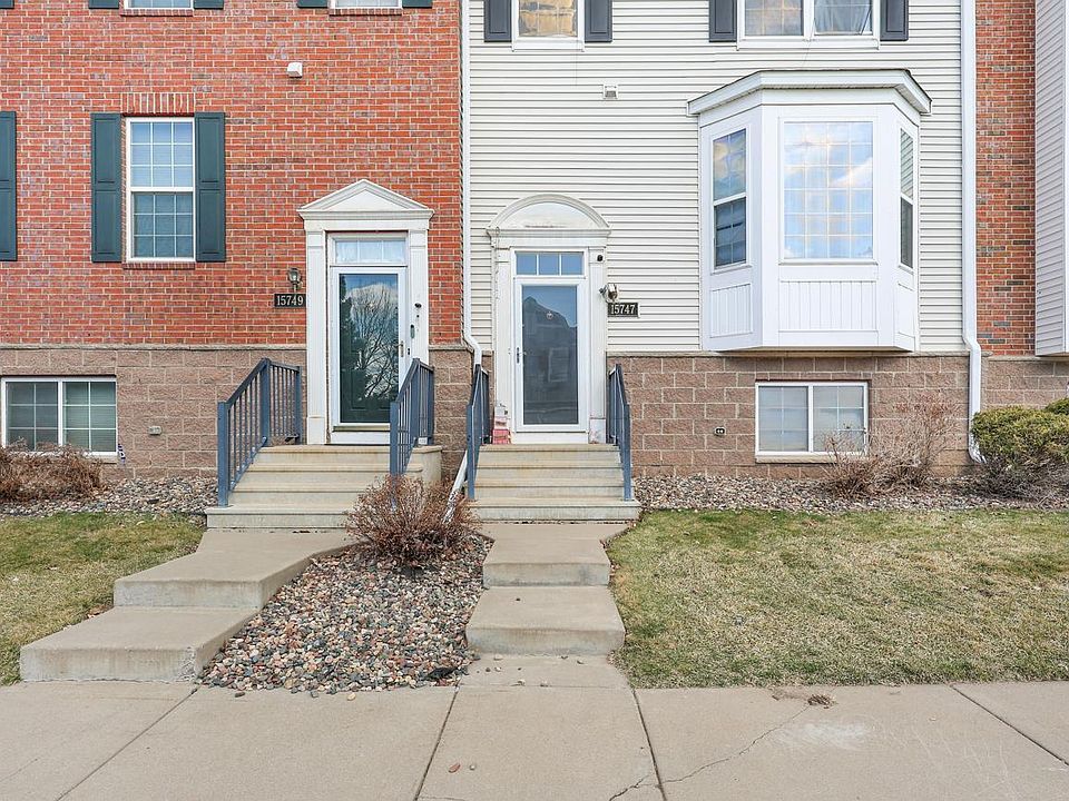 1st image of 15747 Fremont Way