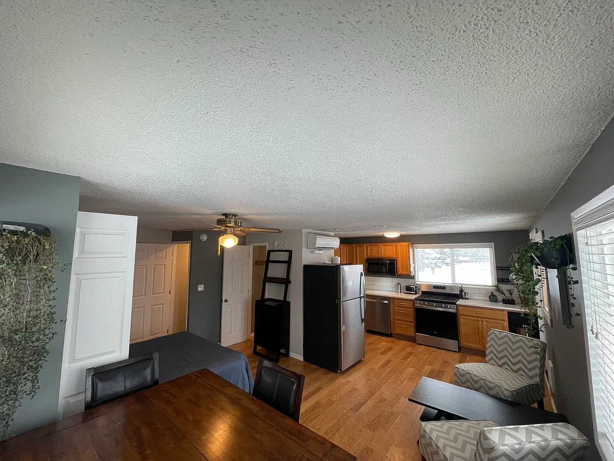 Building Photo - 717 NE Olney Ct #ADU