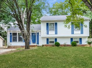 1612 Riverknoll Dr, Raleigh, NC 27610