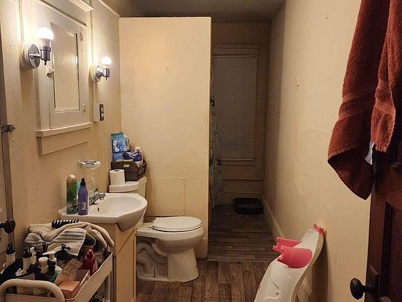 4th image of 305 Northumberland St #5