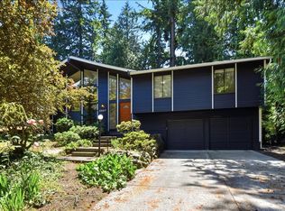 12017 NE 68th Pl, Kirkland, WA 98033