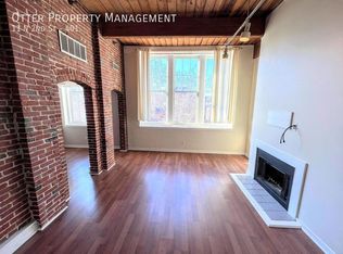 11 N 2nd St APT 401, Philadelphia, PA 19106