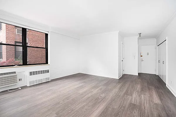 Rented by Keller Williams NYC | media 2