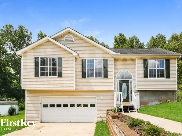 6029 Rose Ct, Flowery Branch, GA 30542