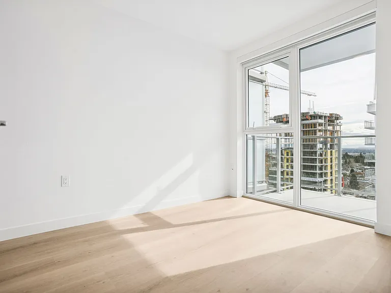 5670 Cambie St — Photo 40