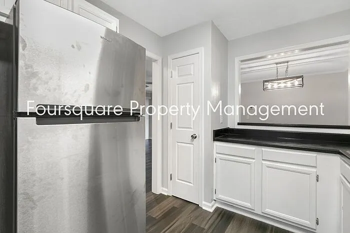 110 Oak Hollow Ct #110 — Photo 24