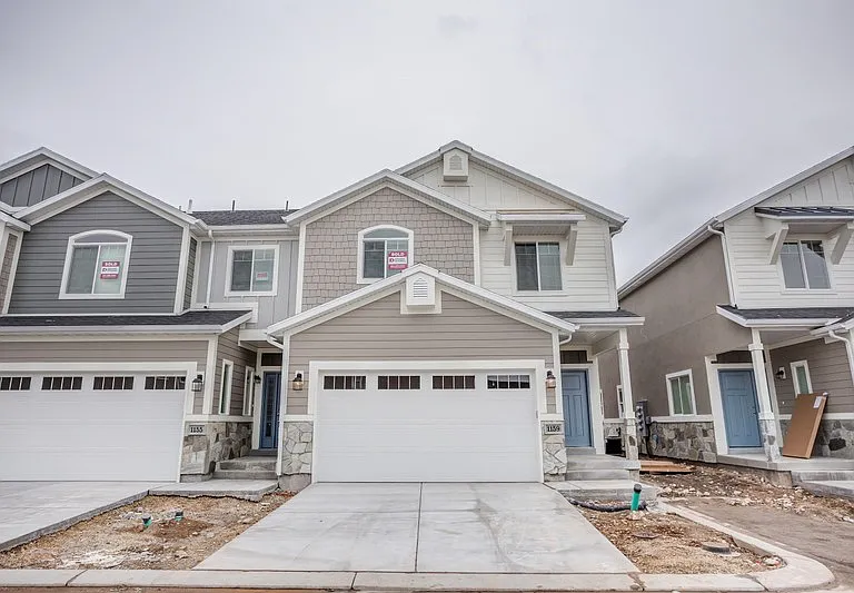1159 S 225 E — Photo 1
