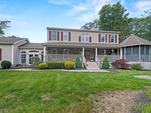 25 Charissaa Ct, West Milford Twp., NJ 07421