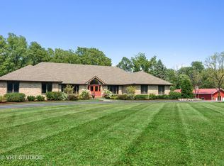 200 Dundee Rd, Barrington, IL 60010