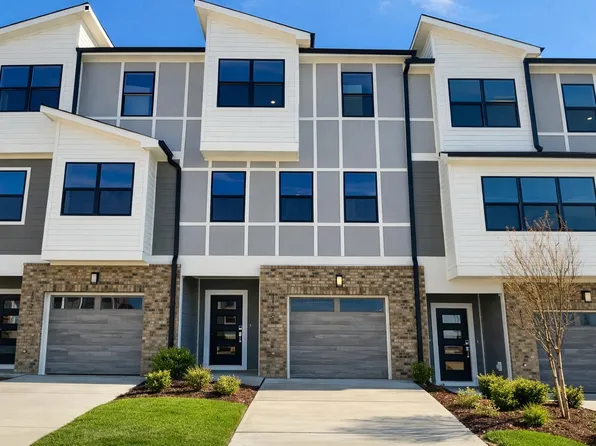 1118 Bacchanal Ln, Morrisville, NC 27560