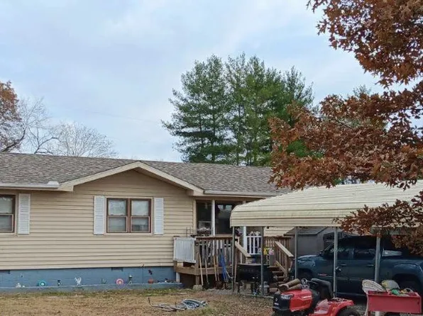 68 Hallum Ln, McMinnville, TN 37110