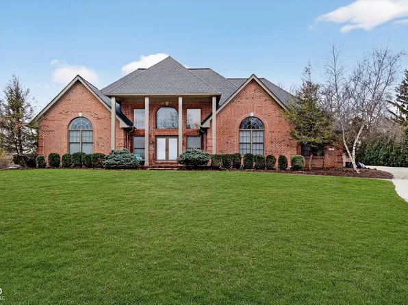 301 Edgewood Pl W, Anderson, IN 46011