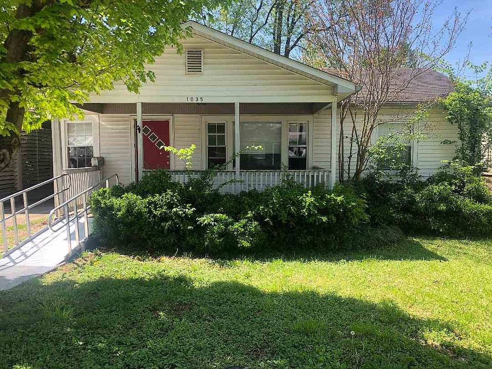 1st image of 1035 McElroy Way