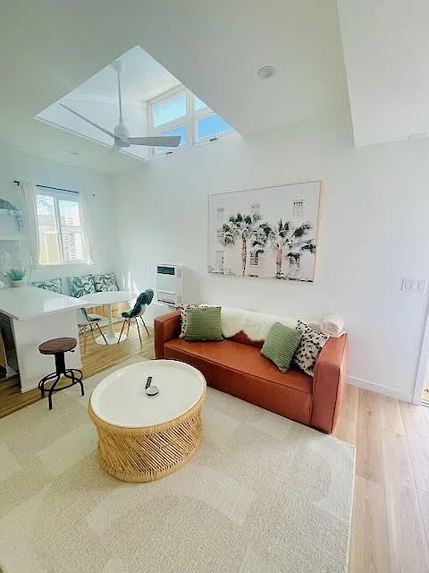 2 bed, 750 sqft, $5,800 — Photo 3