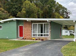 523 Docie St, Damascus, VA 24236