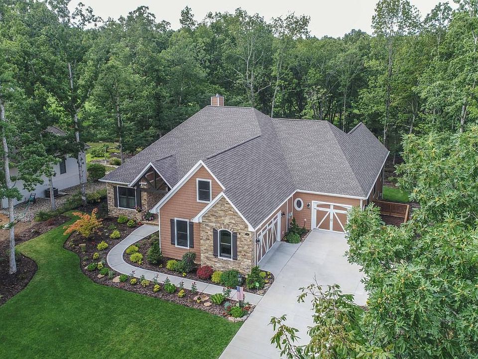 1st image of 139 Mountain View Dr