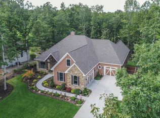 139 Mountain View Dr, Crossville, TN 38558