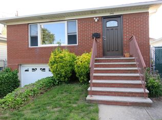 240 Delaware Ave, Staten Island, NY 10305