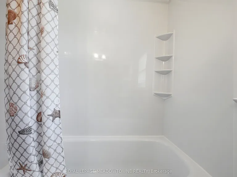 20 Delrex Blvd — Photo 24
