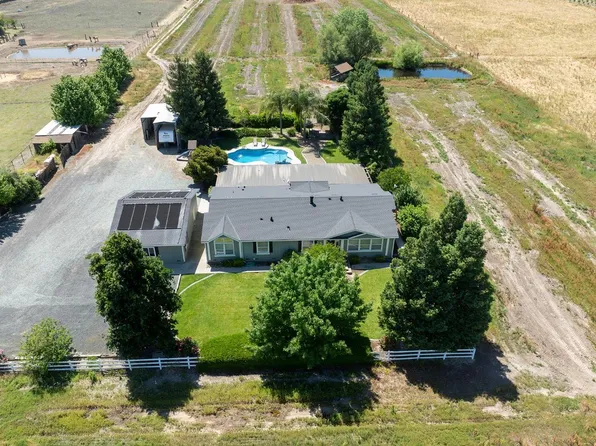 9101 Biederman Way, Escalon, CA 95320