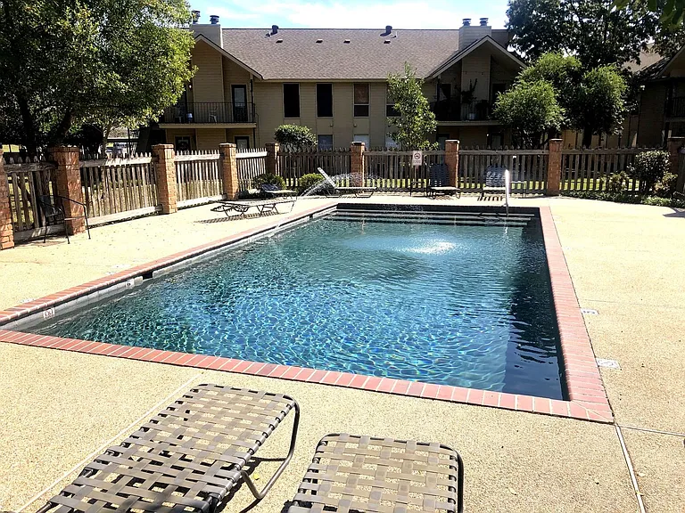 11011 Cal Rd #34 — Photo 8