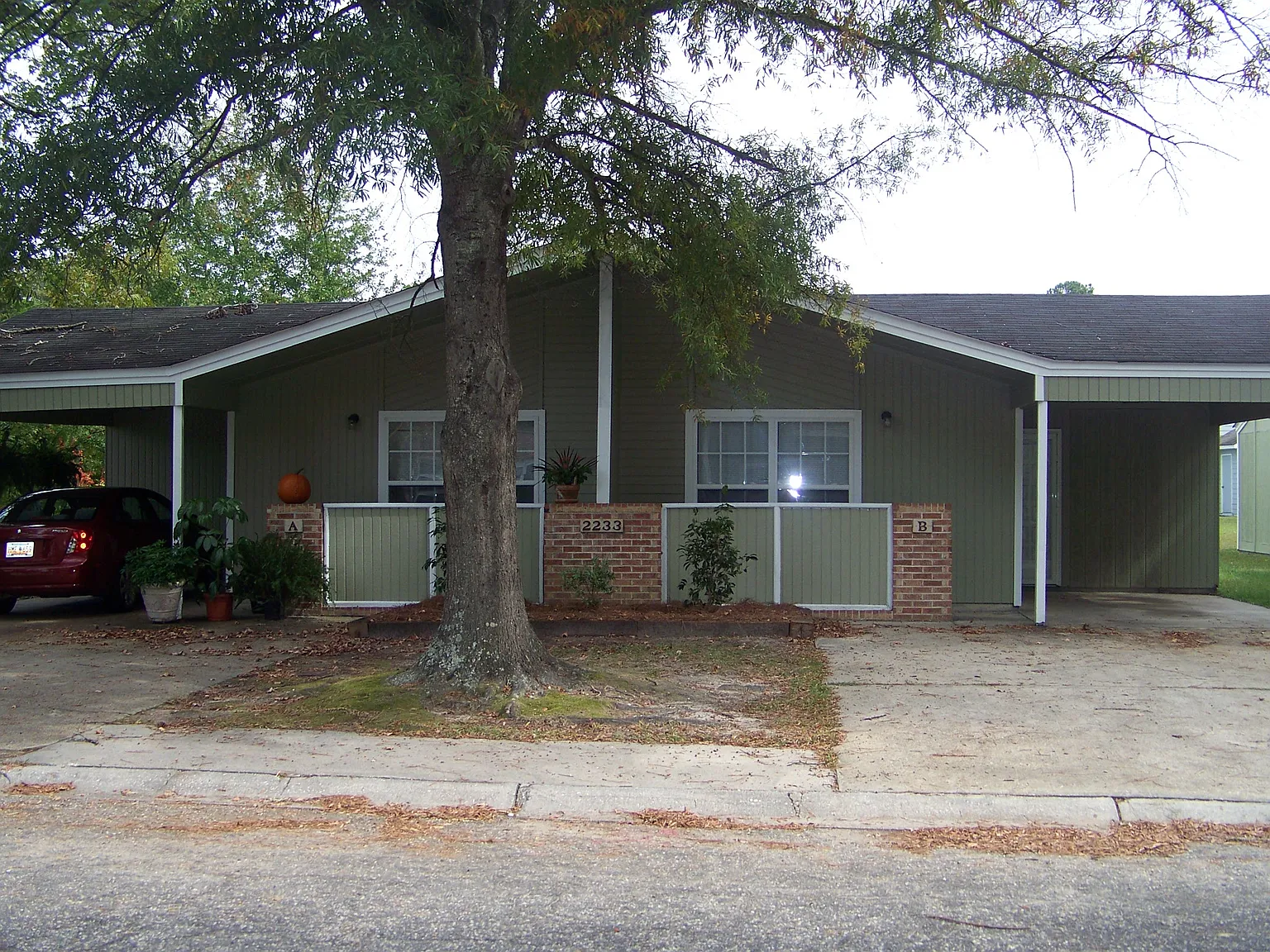 2228-B Woodridge - 1 — Photo 1