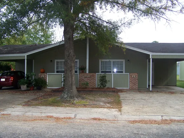 2228B Woodridge Ln, Florence, SC 29501