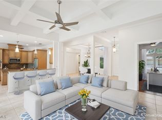 367 Saddlebrook Ln, Naples, FL 34110