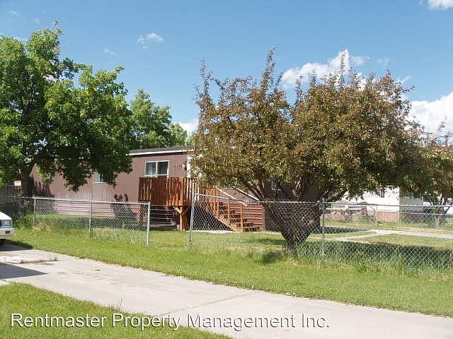 2nd image of 580 N Eden Dr