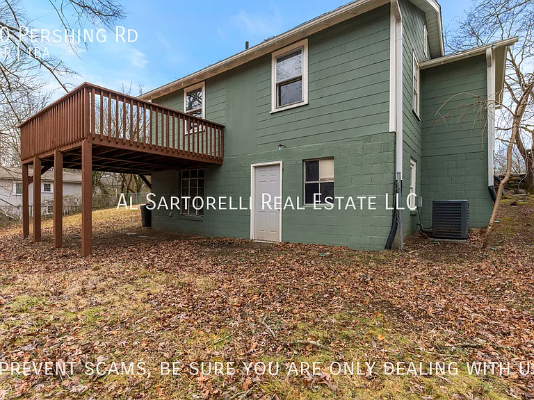 90 Pershing Rd — Photo 15