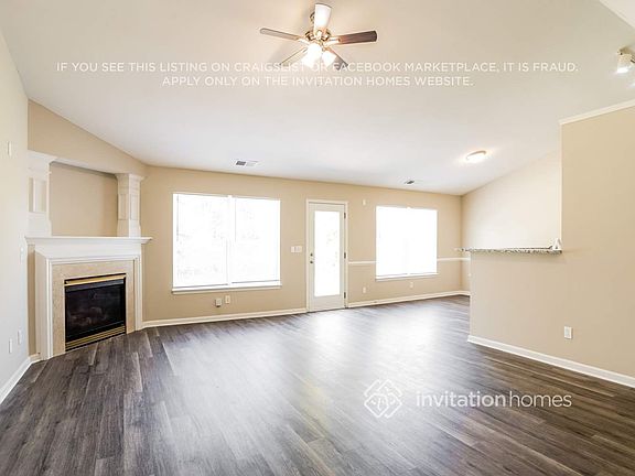 5th image of 15232 Dehavilland Dr