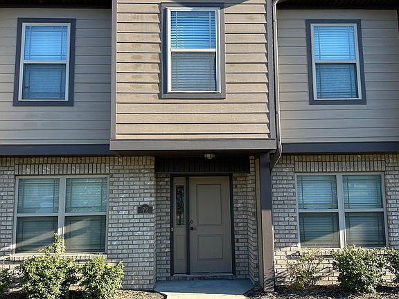 3rd image of 72 Bellvue Dr