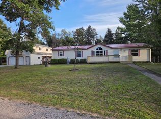 N10268 Hummingbird Ln, Athelstane, WI 54104
