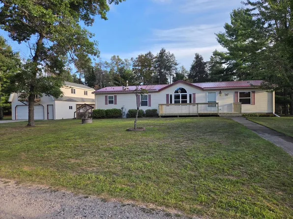 N10268 Hummingbird LANE, Crivitz, WI 54114