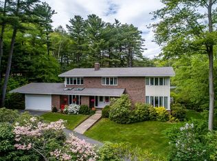 4 Ledgewood Cir, Manchester, MA 01944