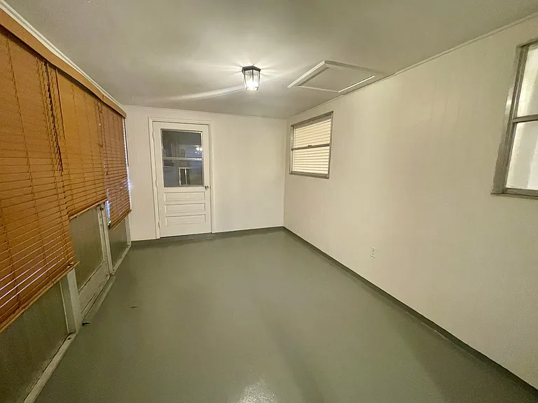 623 Shore Rd #A — Photo 12