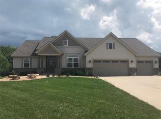 3620 Gwenmill Dr, Saint Louis, MO 63129