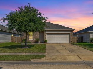 10903 Woodwind Shadows Dr, Cypress, TX 77433