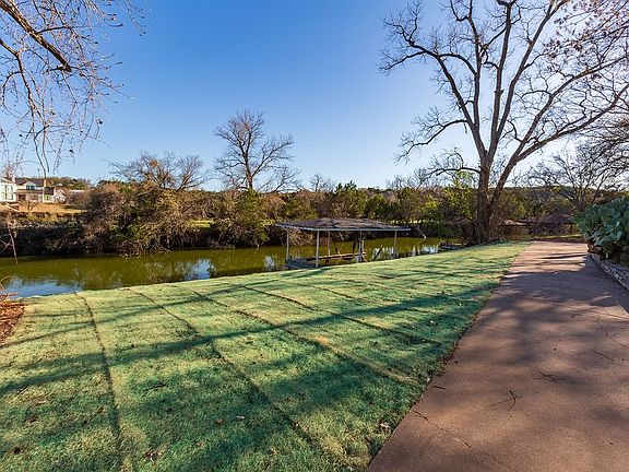 4th image of 1007 Laguna Vista Ct