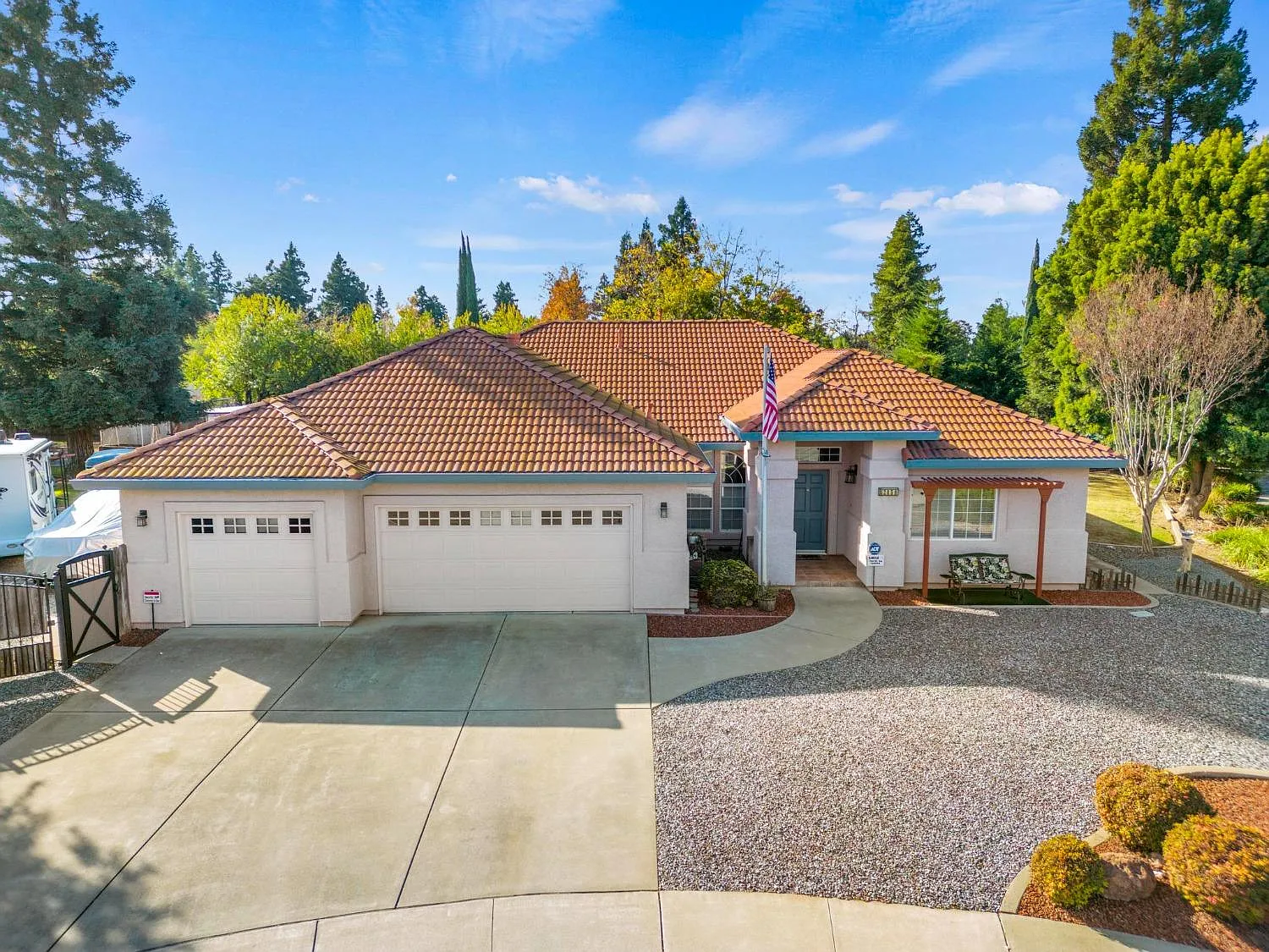 2850 Kira Ct photo 1