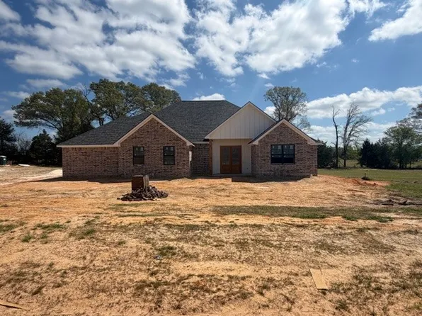 13830 Cedar Hill Cir, Tyler, TX 75703