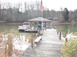 633 Kemp Rd, Mooresville, NC 28117