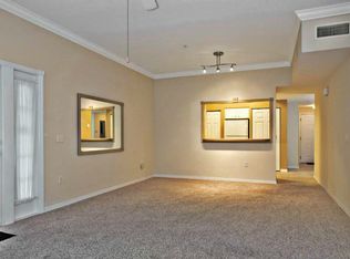 9177 SW 52nd Rd APT 101, Gainesville, FL 32608