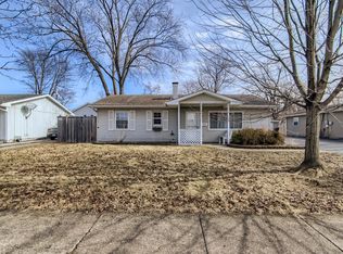 204 Dundee Dr, Lockport, IL 60441