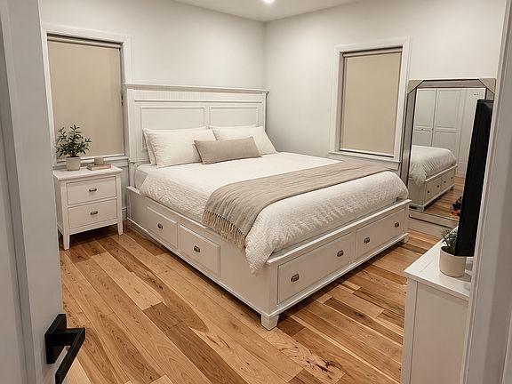 4th image of 33-35 Boehm St #33