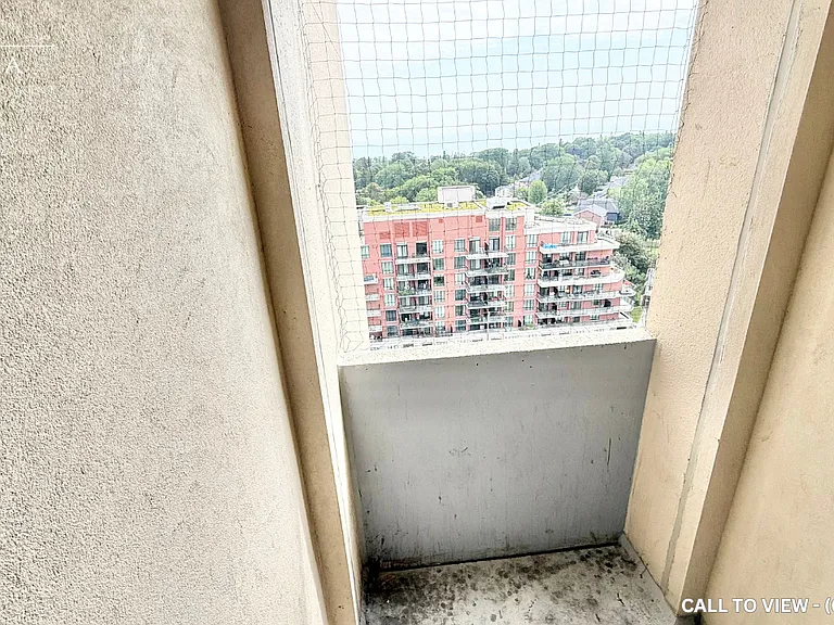 3233 Eglinton Ave E #1406 — Photo 17