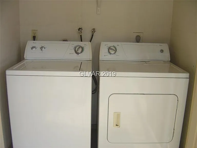 5314 River Glen Dr — Photo 8