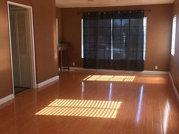 4th image of 6039 Sultana Ave